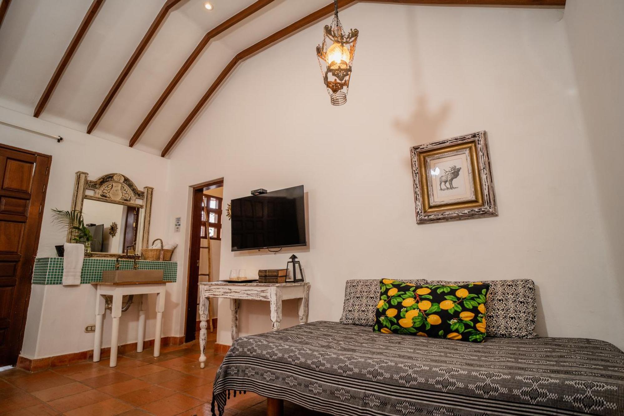Hotel Boutique Al Alma 산타페 데 안티오키아 외부 사진